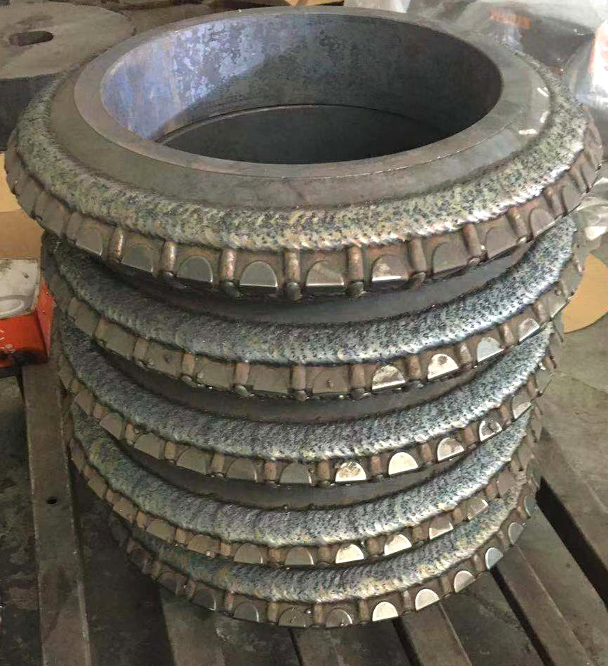 盾构刀圈合金颗粒堆焊0.jpg