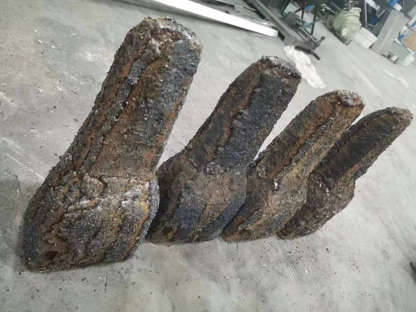 斗齿堆焊8.jpg